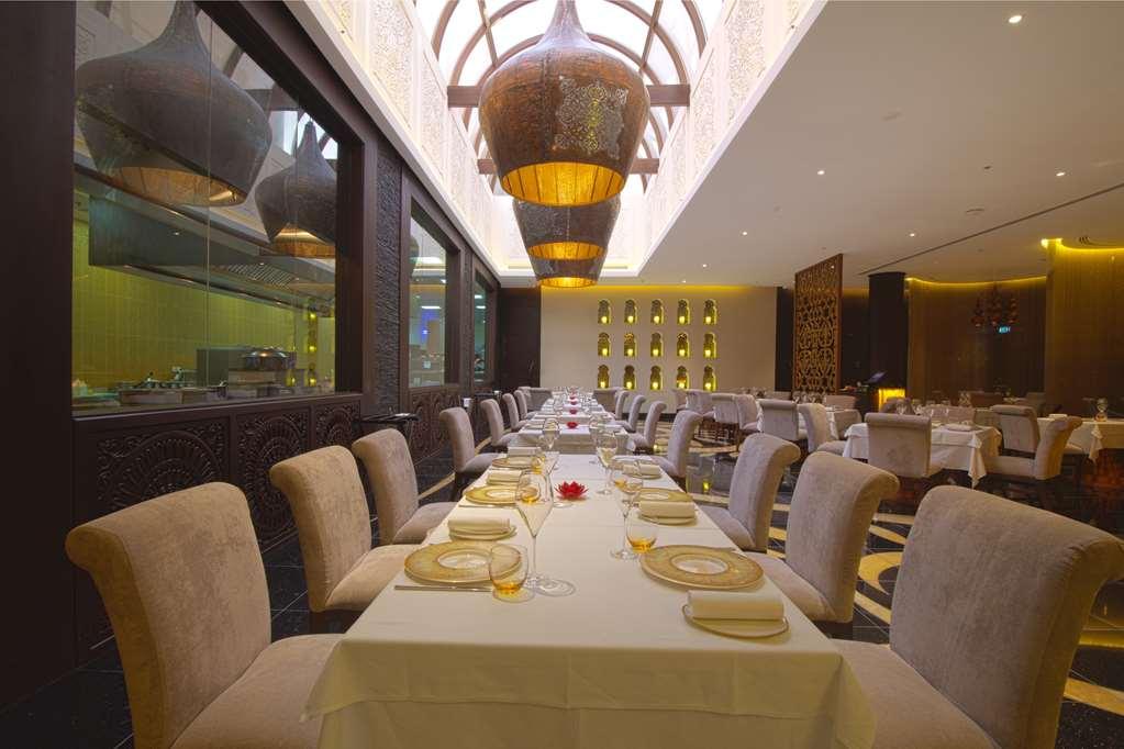 Gulf Hotel Bahrain Манама Ресторан фото